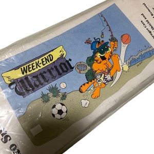 Garfield Week-end Warrior Sports Auto Sun Shade NEW Old Stock